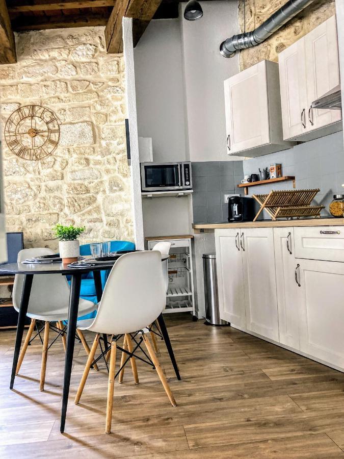 Immeuble 3 Apparts Centre Historique St Gilles Maisoncarreeconciergerie Saint-Gilles  Exterior foto